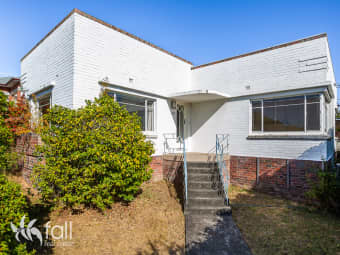 150 Augusta Road, Lenah Valley, TAS, 7008