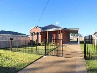 17 Lawrence St, Bundaberg North, QLD, 4670