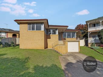 32 Mitchell Street, Campbelltown, NSW, 2560