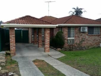 8 Moncrieff Cl, St Helens Park, NSW, 2560