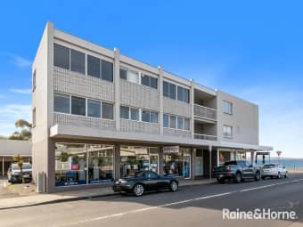 1/1 Beach Road, Kingston Beach, TAS, 7050
