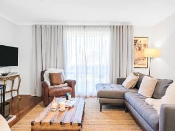 2-4 Swan Street, Robertson, NSW, 2577