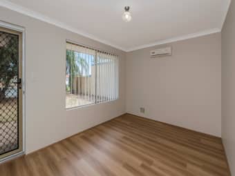 15 Giles Place, Waikiki, WA, 6169