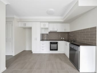 2/20A Harrier Avenue, Loganholme, QLD, 4129