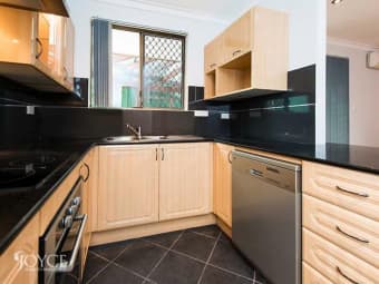 4/208 N Beach Dr, Tuart Hill, WA, 6060