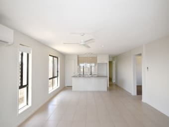 116 Emmadale Dr, New Auckland, QLD, 4680