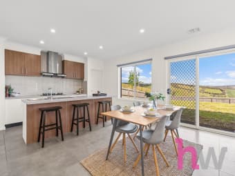 34 Jessica Way, Highton, VIC, 3216