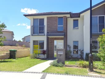 27 Lockheed Ave, Middleton Grange, NSW, 2171