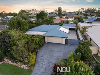 32 Lakeview Drive, Deebing Heights, QLD, 4306