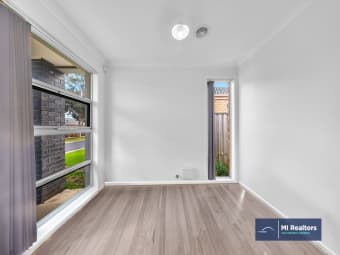 34 Sinclair Cres, Tarneit, VIC, 3029