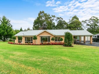 17 Haverbrack Cres, Churchill, VIC, 3842