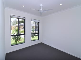 12 Scotland Cres, Cornubia, QLD, 4130