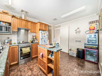 30 Wyndham Crescent, Surrey Downs, SA, 5126