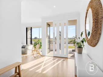 33 Carbery Way, Lucas, VIC, 3350