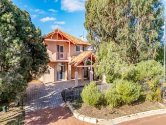 2 Ocean Point Close, Port Kennedy, WA, 6172