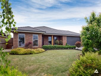 16 Macallister Ct