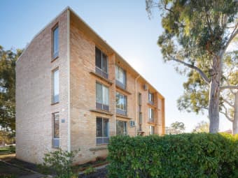 29/1 McCulloch St