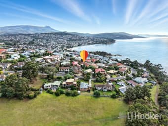 81 Suncoast Drive, Blackmans Bay, TAS, 7052