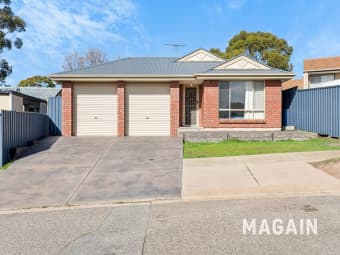 18 Guy St, Christie Downs, SA, 5164