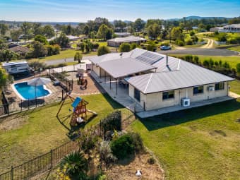 4 Moore Cl, Hatton Vale, QLD, 4341