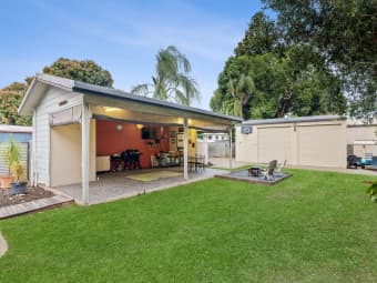 4 Henderson Street, Park Avenue, QLD, 4701