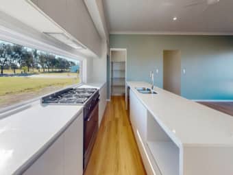 7 Greenway Drive, Coral Cove, QLD, 4670