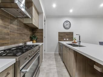 60 Walhallow Drive, Clyde North, VIC, 3978