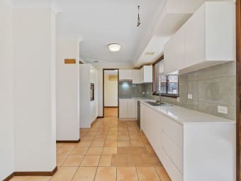 14 Edmund Pl, Rosemeadow, NSW, 2560