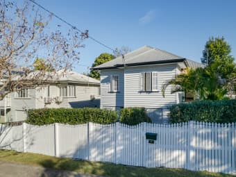 77 Sandon St, Graceville, QLD, 4075