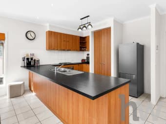 10 College Court, Newtown, VIC, 3220