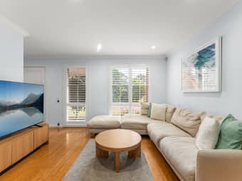 2/11 Amberwood Pl, Menai, NSW, 2234