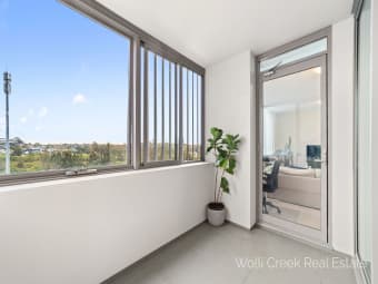 310/2 Discovery Point Place, Wolli Creek, NSW, 2205