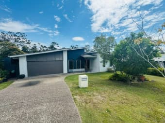 4 Lomandra Court, Brookwater, QLD, 4300