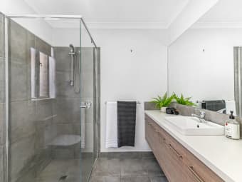 32 Almondsbury Avenue, Berwick, VIC, 3806