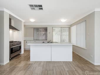5 Cambey Mews, Parmelia, WA, 6167