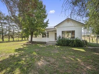 137 Gilberts Ln, Rosewhite, VIC, 3737