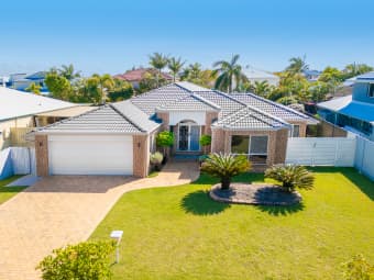 6 Palmer Ct, Newport, QLD, 4020