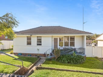 498 Northcliffe Drive, Berkeley, NSW, 2506