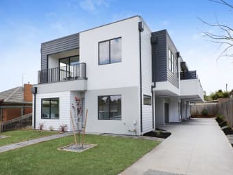 1/40 Vista Drive, Melton, VIC, 3337