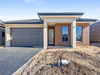 9 Nightfall Avenue, Clyde North, VIC, 3978