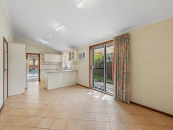 17 Ashburton Avenue, West Lakes Shore, SA, 5020
