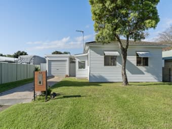 34 Lake View Dr, Burrill Lake, NSW, 2539