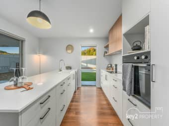 1/16 Jordan Place, Deloraine, TAS, 7304