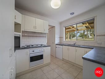 1 Churinga Court, Golden Square, VIC, 3555