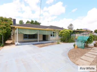 452 Railway Parade, Beckenham, WA, 6107