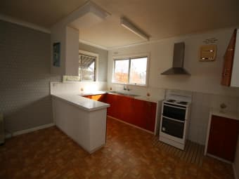 98 Miles Street, Tenterfield, NSW, 2372