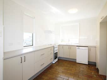 23 Oxford St, Umina Beach, NSW, 2257