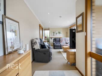 2/15 Anitra Close, Geilston Bay, TAS, 7015
