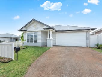 50 Crooke Street, Highfields, QLD, 4352