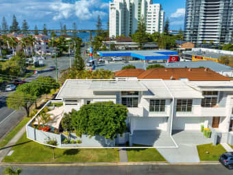 1/41 Huth Street, Labrador, QLD, 4215